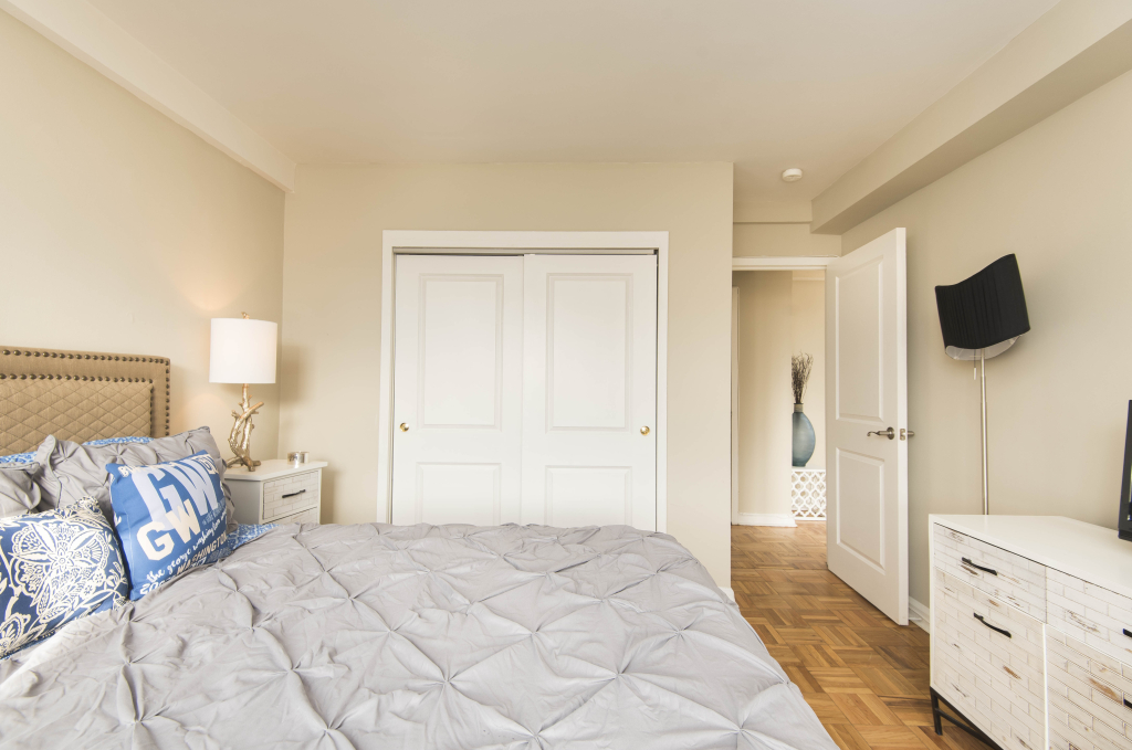 Parkway House Apartments in Philadelphia, PA PMC Property Group